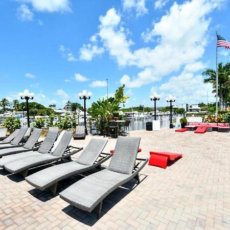 Aparthotel Getaway At The Marina South Bradenton Exterior foto