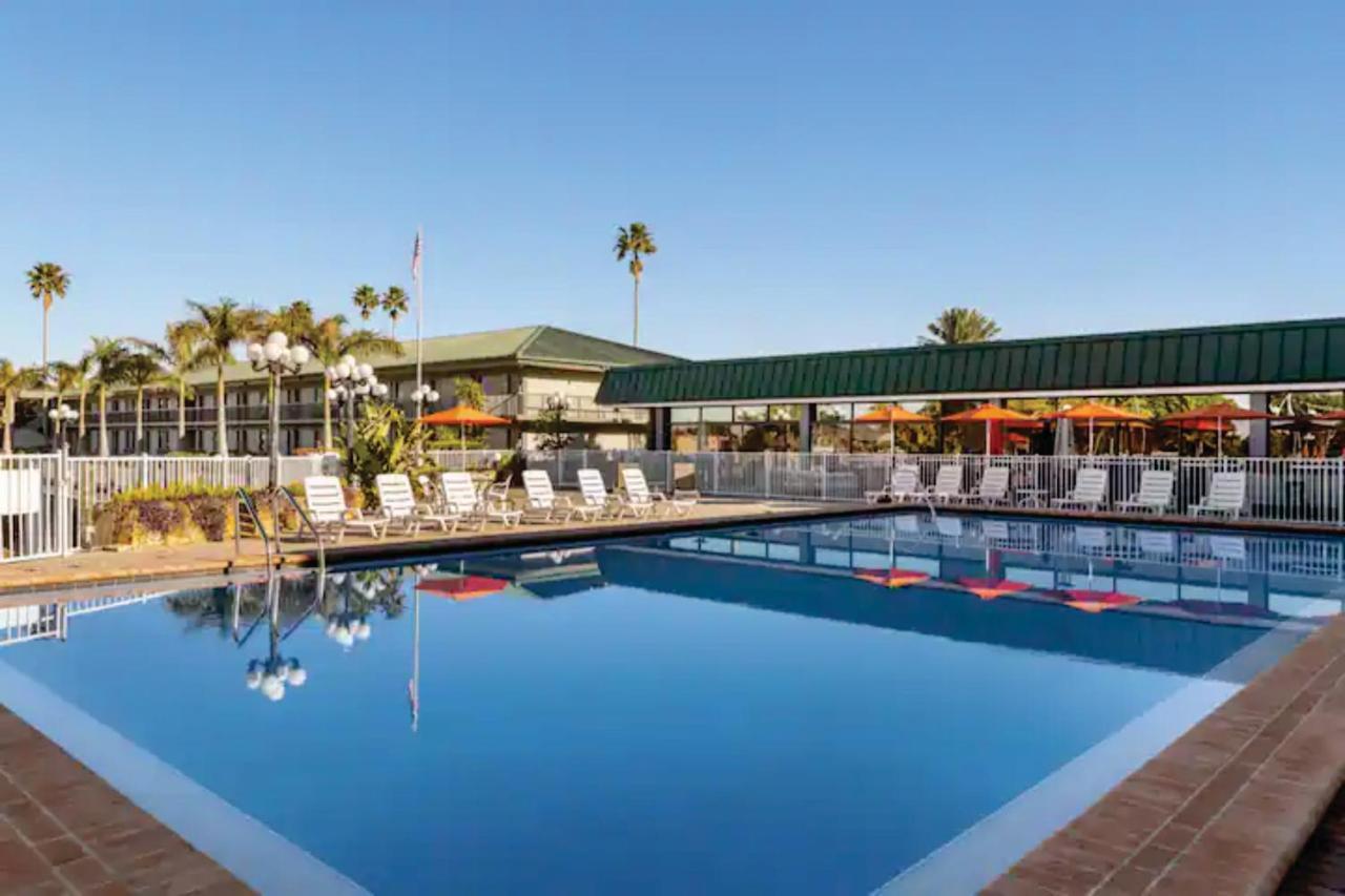 Aparthotel Getaway At The Marina South Bradenton Exterior foto