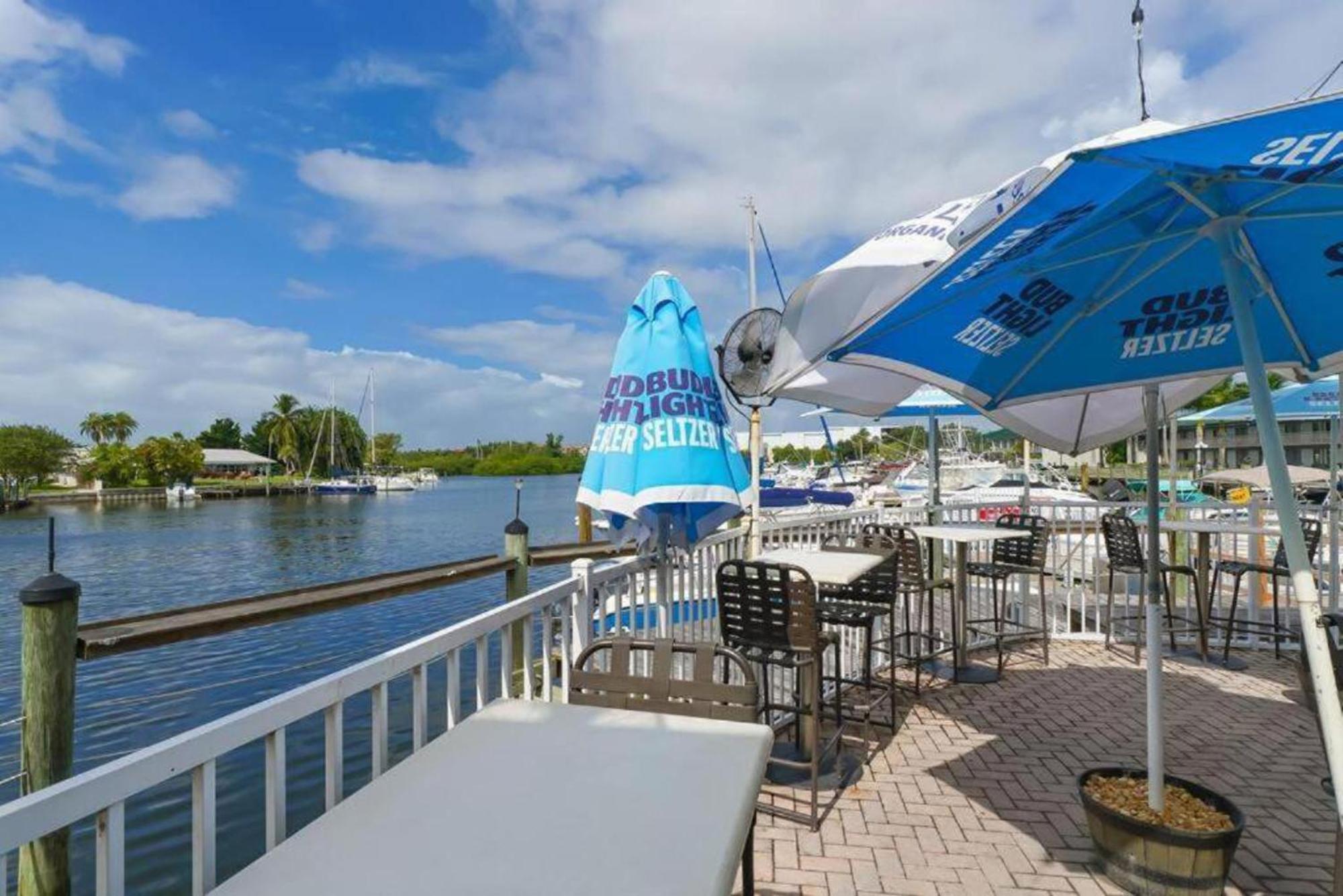 Aparthotel Getaway At The Marina South Bradenton Exterior foto